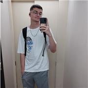 Estudiante de ingenieria informatica que imparte clases de matematicas a cursores de la ESO